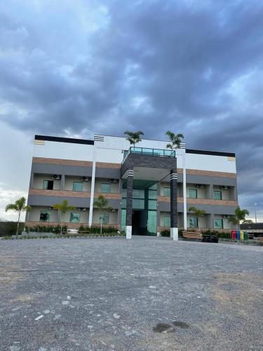 Bangunan di mana terletaknya hotel