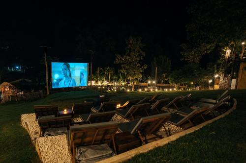 Zahrada ubytování แคมป์ต๊ะต่อนยอน แม่กำปอง เชียงใหม่ CAMP Ta-Torn-Yorn Maekampong Chiang Mai