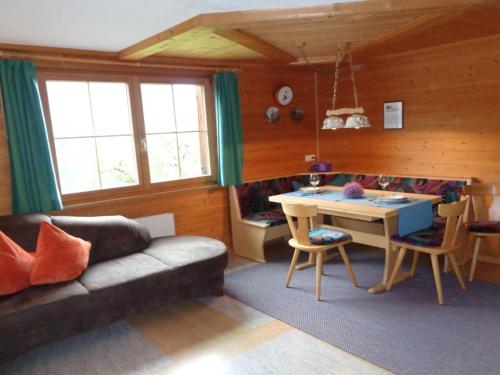 Apartment Edelweiß - Haus Burgl