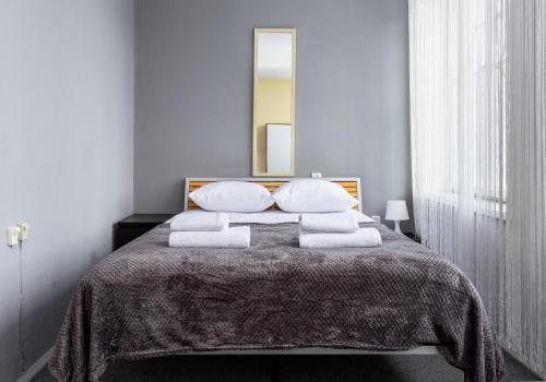 Targ Rybny Standard Apartment by BookingHost