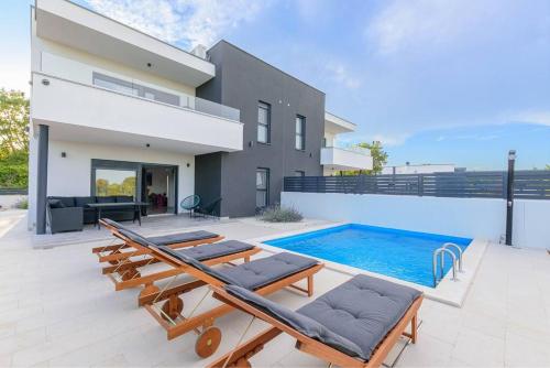 Villa Impression by Istrialux