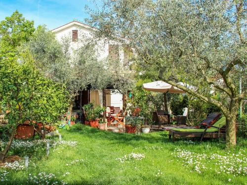 ルツィヤにあるApartments & rooms Jagodaのギャラリーの写真