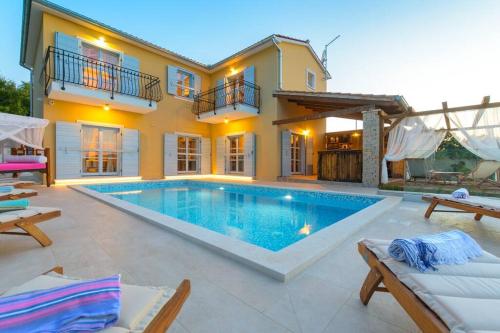 Villa Rafiki by Istrialux