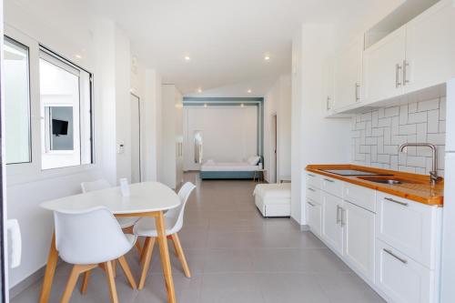 Gallery image of Greek Dream Residence in Áyios Andréas Messinias