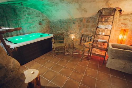 Fotografie z fotogalerie ubytování Castell de l'Aguda v destinaci Torá de Rulbregos