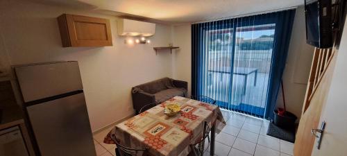 Photo de la galerie de l'établissement mas de la clape 34, à Narbonne-Plage