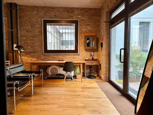 LUXURY WOOD LOFT