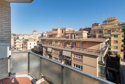 Vista Cupola San Pietro - Stazione Roma S Pietro