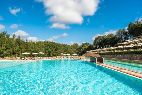 Piscina en o cerca de Mulino Di Quercegrossa