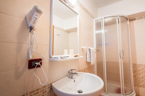 Ένα μπάνιο στο Hotel Zodiaco & Spa
