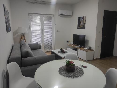 Χώρος καθιστικού στο Cera luxe apartment