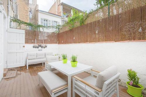 Longchamp Grand T2 haut de gamme Terrasse