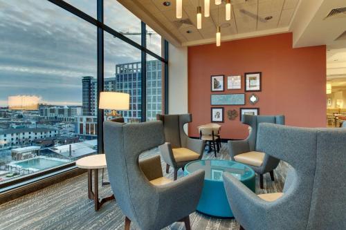 Drury Plaza Hotel Nashville Downtown Image