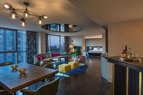 The Starling Atlanta Midtown, Curio Collection by Hilton Image