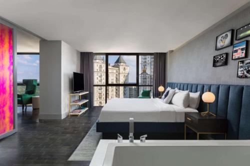 The Starling Atlanta Midtown, Curio Collection by Hilton Image