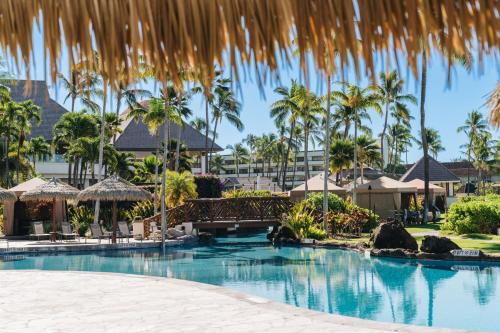 a pool at the resort at Sheraton Maui Resort & Spa in Lahaina