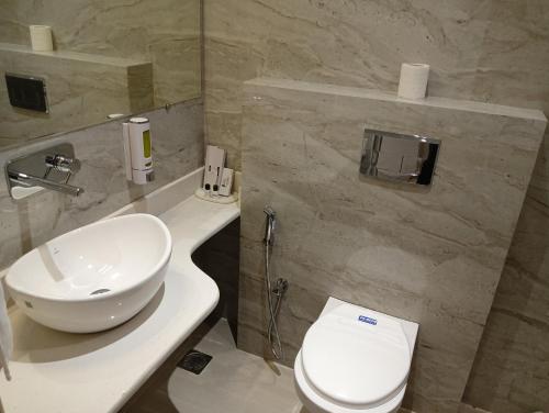 Un baño de BK Castles Hotel