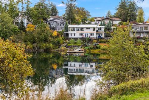 3-bedroom, 1-bathroom And Beautiful Garden Hideaway In Gorge