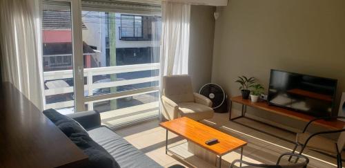 Departamento a pocas cuadras de Playa grande y Guemes