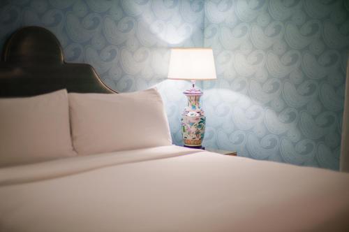 Hotel Fiona Image