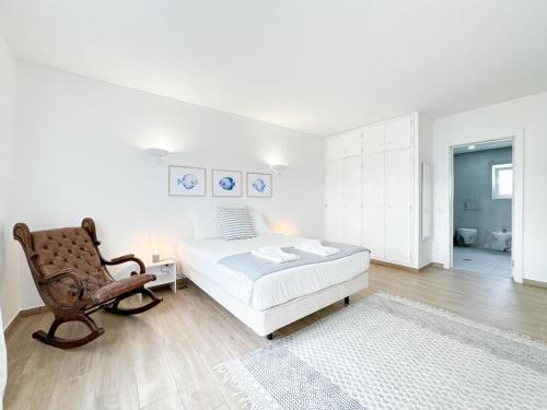 Charming house with pool and close to beaches #1946