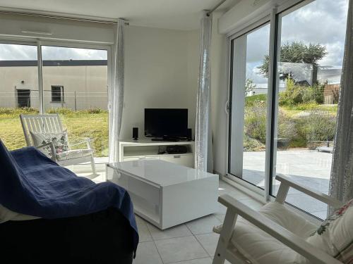 214 - Maison moderne dans un quartier calme à 1km des Sables-D'or et sa grande plage