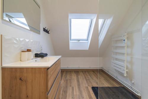 ครัวหรือมุมครัวของ Santa Monica, maison individuelle, 6ch, parking