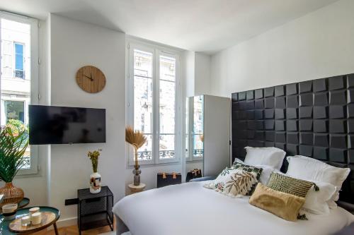 302b Beautiful studio refurbished Downtown / Ac photo 14