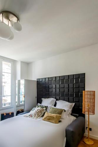 302b Beautiful studio refurbished Downtown / Ac photo 23