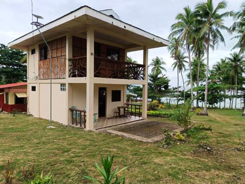 Taman di luar Camotes Palanas Beach Stay