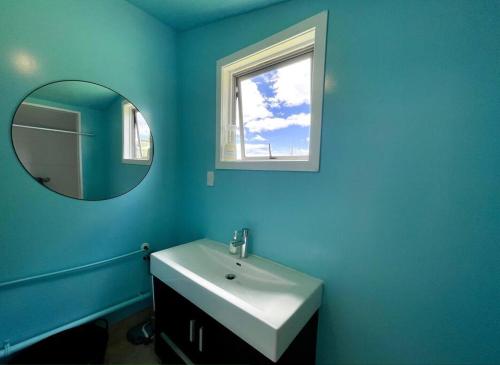 Matauri Bay Shearer's Cottage tesisinde bir banyo