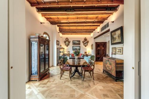 Trastevere Outstanding 4 BR Terraced Apartment