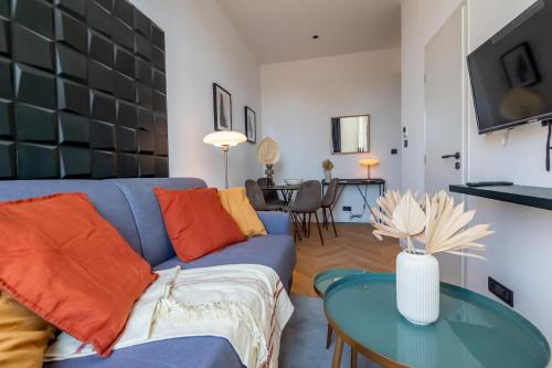 301a Charming 2 rooms refurbished super center photo 6