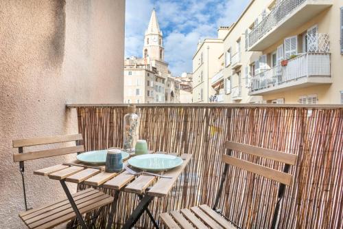 Chez Delphine - Studio tout confort avec terasse sur le Vieux Port centre ville - proche du Panier