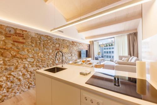 Billede fra billedgalleriet på Bravissimo Ballesteries Penthouse, Monthly Apartment i Girona