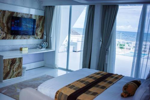 WHITE DECK BEACH RESORT – Photos 2