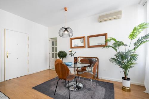 Cozy and bright- 1BED 1BATH- City center