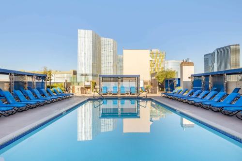 Hilton Vacation Club Polo Towers Las Vegas Image