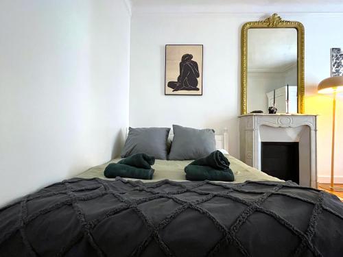 Photo de la galerie de l'établissement Lovely haussmannian flat in Montparnasse, à Paris