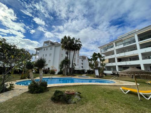 Πισίνα στο ή κοντά στο Cozy apartment in Costa del Sol