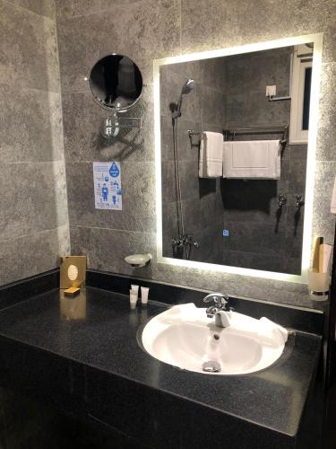 Koupelna v ubytování فندق جون