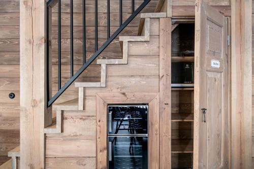 صورة لـ Luxurious cottage with sauna overlooking mountains في Vemdalsskalet