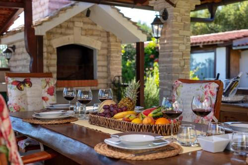 Villa Orhid near Split, heated pool