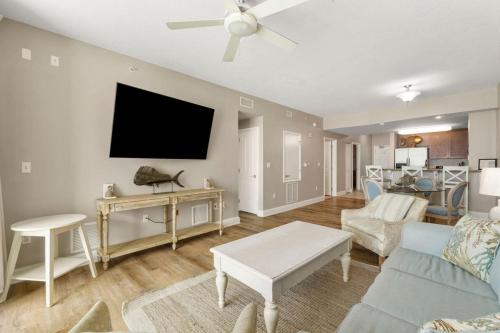 Aqua Resort Unit 407 photo 31