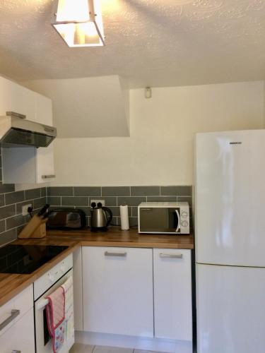 Cosy 3 bed detached house Birmingham photo 16