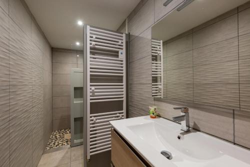 Ένα μπάνιο στο La marmotte