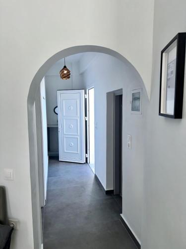 Galería fotográfica de White Swallow Suite Santorini en Vourvoulos