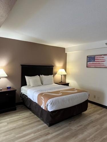 Wingate by Wyndham Gunnison Near Western Colorado Universityにあるベッド