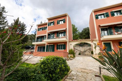 Gallery image of Vivi's Apartments in Ayia Evfimia