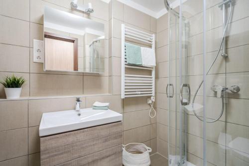 Comfort Court Apartment - free parking, balcony 1072 Budapest, 14 Nagy Diófa utca kép - 3